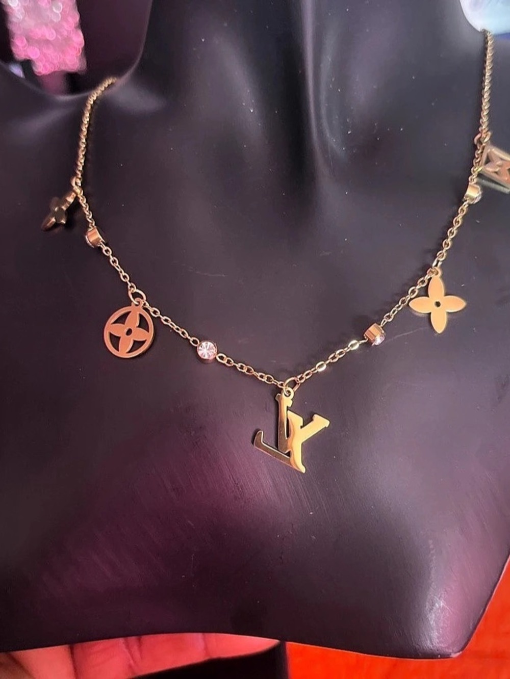 Gold- Necklace Like New